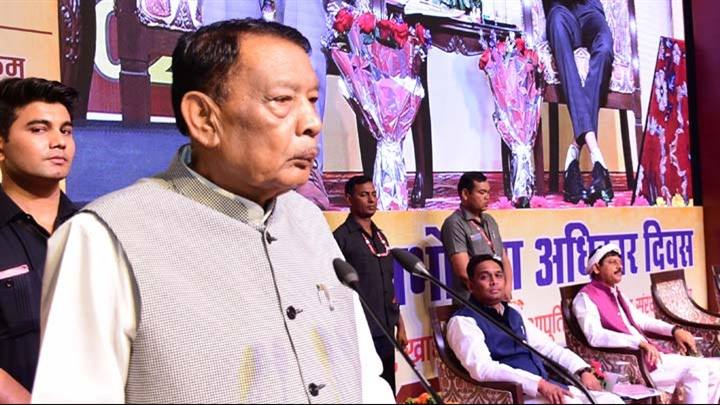 शिकायत छोटी हो या बड़ी उपभोक्ता दर्ज अवश्य करायें : खाद्य मंत्री श्री सिंह